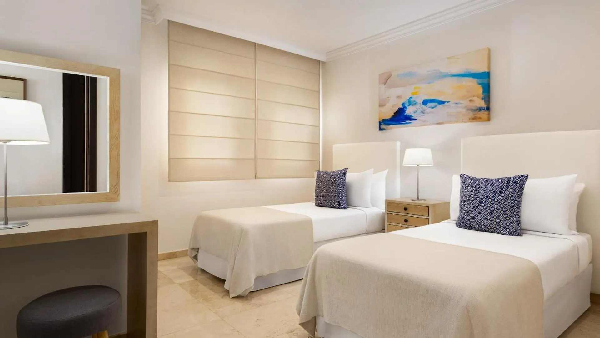 アパートホテル Wyndham Residences Costa Adeje
